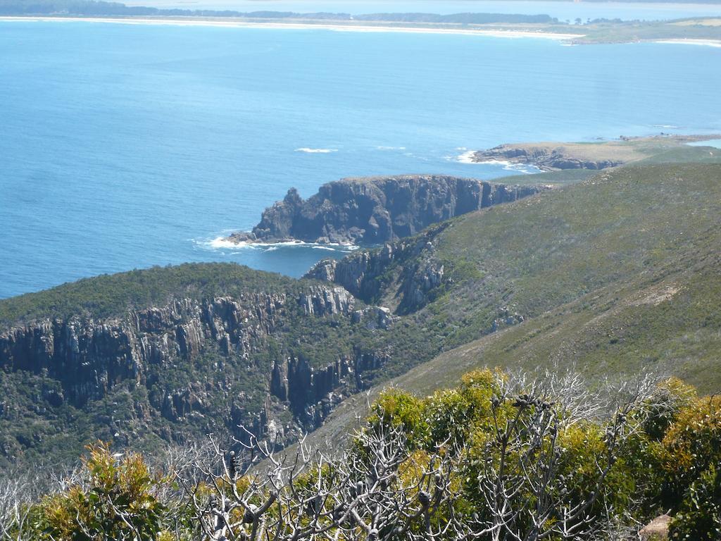 Cloudy Bay Beach House South Bruny Exterior foto